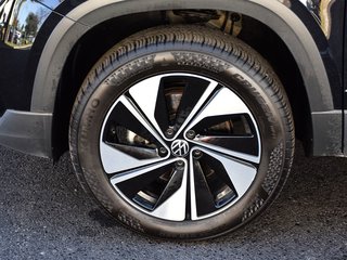 2023 Volkswagen Taos Comfortline in Mississauga, Ontario - 6 - w320h240px