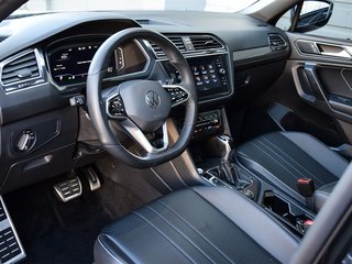 2022 Volkswagen Tiguan Comfortline R-Line Black Edition in Mississauga, Ontario - 6 - w320h240px