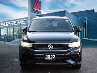 2022 Volkswagen Tiguan Comfortline R-Line Black Edition in Mississauga, Ontario - 2 - w320h240px