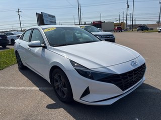 2022 Hyundai Elantra Preferred