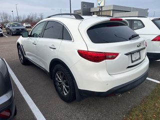 2016 Infiniti QX70