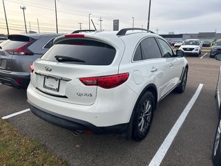 2016 Infiniti QX70