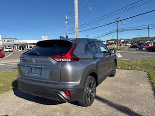 2022 Mitsubishi ECLIPSE CROSS ES