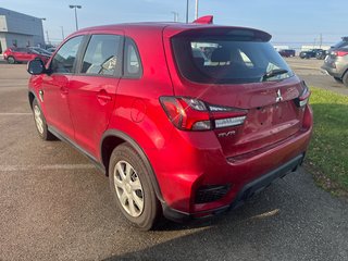 2021 Mitsubishi RVR ES