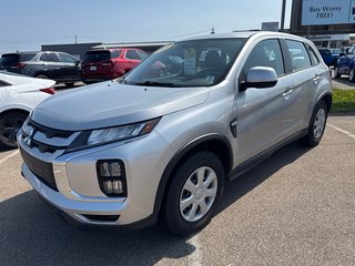 2023 Mitsubishi RVR ES