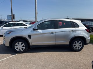 2023 Mitsubishi RVR ES