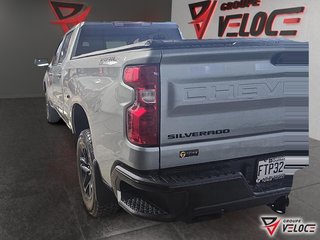 Chevrolet Silverado 1500 Custom Trail Boss 2026 à Rivière-du-Loup, Québec - 4 - w320h240px