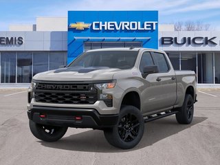 Chevrolet Silverado 1500 Custom Trail Boss 2026 à Rivière-du-Loup, Québec - 6 - w320h240px