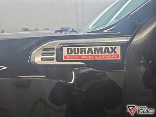 2026 GMC Sierra 2500 HD PRO in Riviere-du-Loup, Quebec - 6 - w320h240px