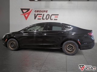 Chrysler 200 Limited**SIÈGE CHAUFFANT, VOLANT CHAUFFANT** 2016 à Rivière-du-Loup, Québec - 5 - w320h240px