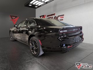 Dodge Charger 4-Doors R/T 2026 à Rivière-du-Loup, Québec - 4 - w320h240px