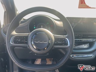 Fiat 500e GIORGIO ARMANI 2025 à Rivière-du-Loup, Québec - 6 - w320h240px