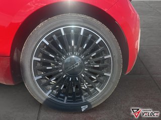 Fiat 500e RED 2025 à Rivière-du-Loup, Québec - 4 - w320h240px