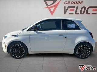 2025 Fiat 500e RED in Riviere-du-Loup, Quebec - 5 - w320h240px