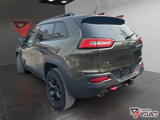Jeep Cherokee Trailhawk**SIEGES CHAUFFANTS,V6** 2015 à Rivière-du-Loup, Québec - 6 - w320h240px