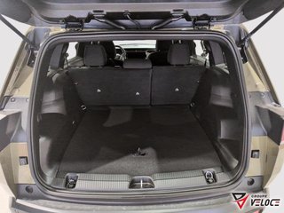 Jeep Cherokee LAREDO 2026 à Rivière-du-Loup, Québec - 6 - w320h240px