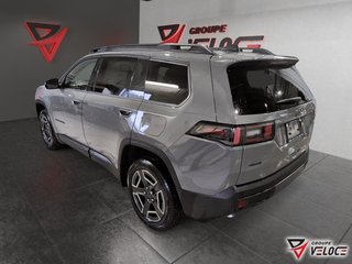 Jeep Cherokee LAREDO 2026 à Rivière-du-Loup, Québec - 4 - w320h240px
