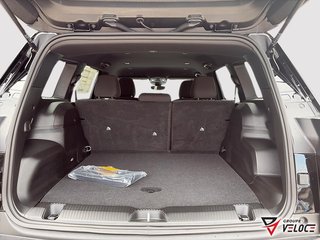 Jeep Cherokee LAREDO 2026 à Rivière-du-Loup, Québec - 6 - w320h240px