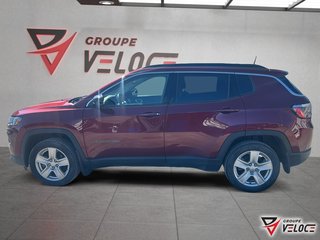2022 Jeep Compass North**SIEGES CHAUFFANTS** in Riviere-du-Loup, Quebec - 5 - w320h240px