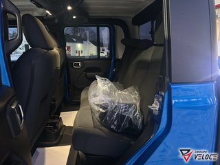 2026 Jeep Gladiator WILLYS in Riviere-du-Loup, Quebec - 6 - w320h240px