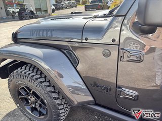 Jeep Gladiator WILLYS 2026 à Rivière-du-Loup, Québec - 6 - w320h240px