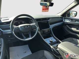 2025 Jeep Grand Cherokee LAREDO ALTITUDE in Riviere-du-Loup, Quebec - 6 - w320h240px