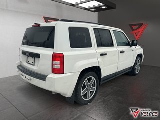 Jeep Patriot North**TRACTION AVANT** 2009 à Rivière-du-Loup, Québec - 5 - w320h240px