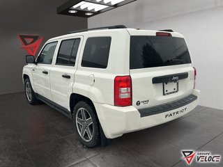 Jeep Patriot North**TRACTION AVANT** 2009 à Rivière-du-Loup, Québec - 4 - w320h240px