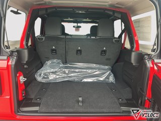 2025 Jeep WRANGLER 4-Door SPORT in Riviere-du-Loup, Quebec - 6 - w320h240px