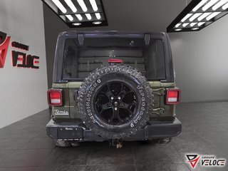 Jeep Wrangler Willys *V6, 2 TOITS, SIEGES CHAUFFANTS* 2023 à Rivière-du-Loup, Québec - 3 - w320h240px