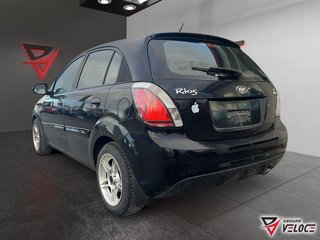 Kia Rio  2011 à Rivière-du-Loup, Québec - 6 - w320h240px