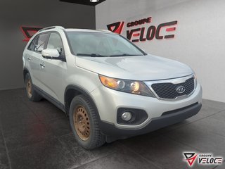 Kia Sorento LX**TRACTION AVANT** 2013 à Rivière-du-Loup, Québec - 3 - w320h240px