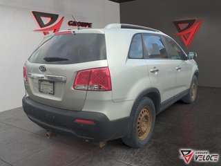 Kia Sorento LX**TRACTION AVANT** 2013 à Rivière-du-Loup, Québec - 5 - w320h240px