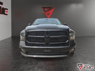 Ram 1500 Classic Express *CREWCAB, 5.7 HEMI, NIGHT EDITION* 2021 à Rivière-du-Loup, Québec - 2 - w320h240px