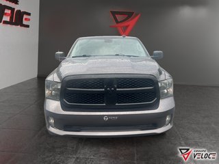 Ram 1500 Classic Express *CREWCAB, NIGHT EDITION, CONSOLE, V6* 2021 à Rivière-du-Loup, Québec - 2 - w320h240px