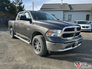2014 Ram 1500 SLT *CREWCAB, ECODIESEL, CONSOLE* in Riviere-du-Loup, Quebec - 6 - w320h240px