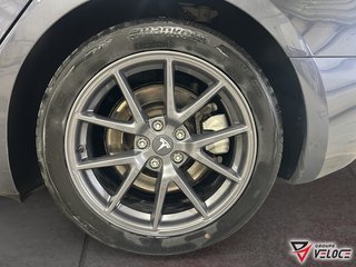 Tesla Model 3 RWD STANDARD RANGE 2023 à Rivière-du-Loup, Québec - 6 - w320h240px