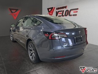Tesla Model 3 RWD STANDARD RANGE 2023 à Rivière-du-Loup, Québec - 4 - w320h240px