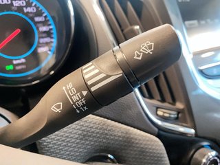 2016 Chevrolet Cruze in Quebec, Quebec - 15 - w320h240px