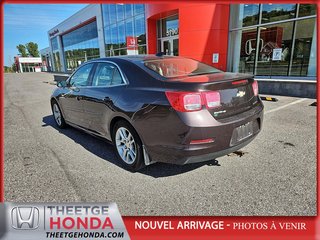 2015 Chevrolet Malibu in Quebec, Quebec - 6 - w320h240px