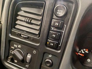 Chevrolet SILVERADO 1500HD  2005 à Québec, Québec - 10 - w320h240px