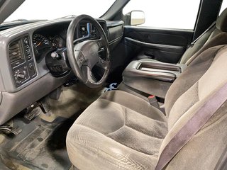 Chevrolet SILVERADO 1500HD  2005 à Québec, Québec - 9 - w320h240px