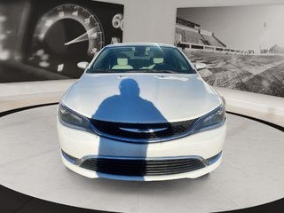 Chrysler 200  2015 à Québec, Québec - 2 - w320h240px