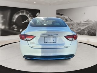 Chrysler 200  2015 à Québec, Québec - 5 - w320h240px