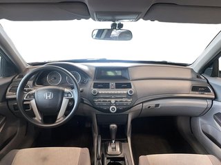 Honda Accord Sedan  2010 à Québec, Québec - 7 - w320h240px