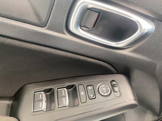 Honda Civic Hatchback  2022 à Québec, Québec - 10 - w320h240px