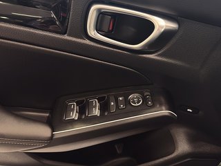 2025 Honda Civic Sedan Hybrid in Quebec, Quebec - 12 - w320h240px