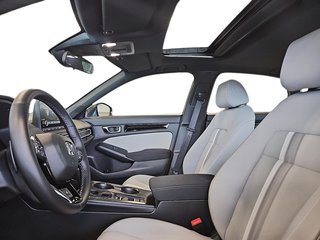 Honda Civic Sedan Hybrid  2025 à Québec, Québec - 17 - w320h240px