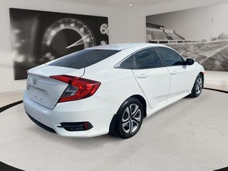 Honda Civic Sedan  2017 à Québec, Québec - 4 - w320h240px