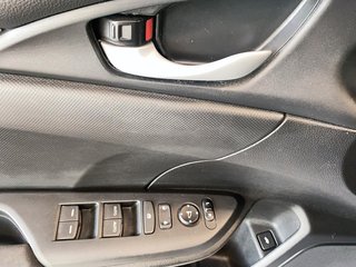 2017 Honda Civic Sedan in Quebec, Quebec - 10 - w320h240px